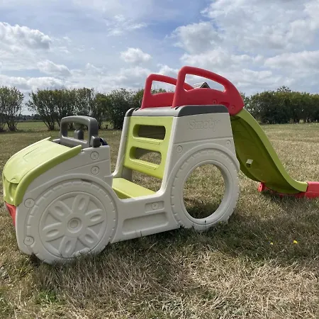 Charmants Au Bord Du Avec Terrasse, Activites Nautiques Et Peche, Animaux Acceptes, Inclus - Fr-1-489-361